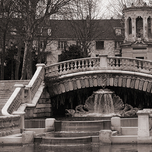 Fountain in Jardin Darcy